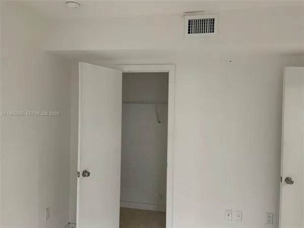 $1,499 | 1130 Northwest 62nd Street, Unit 15, Miami, FL 33150