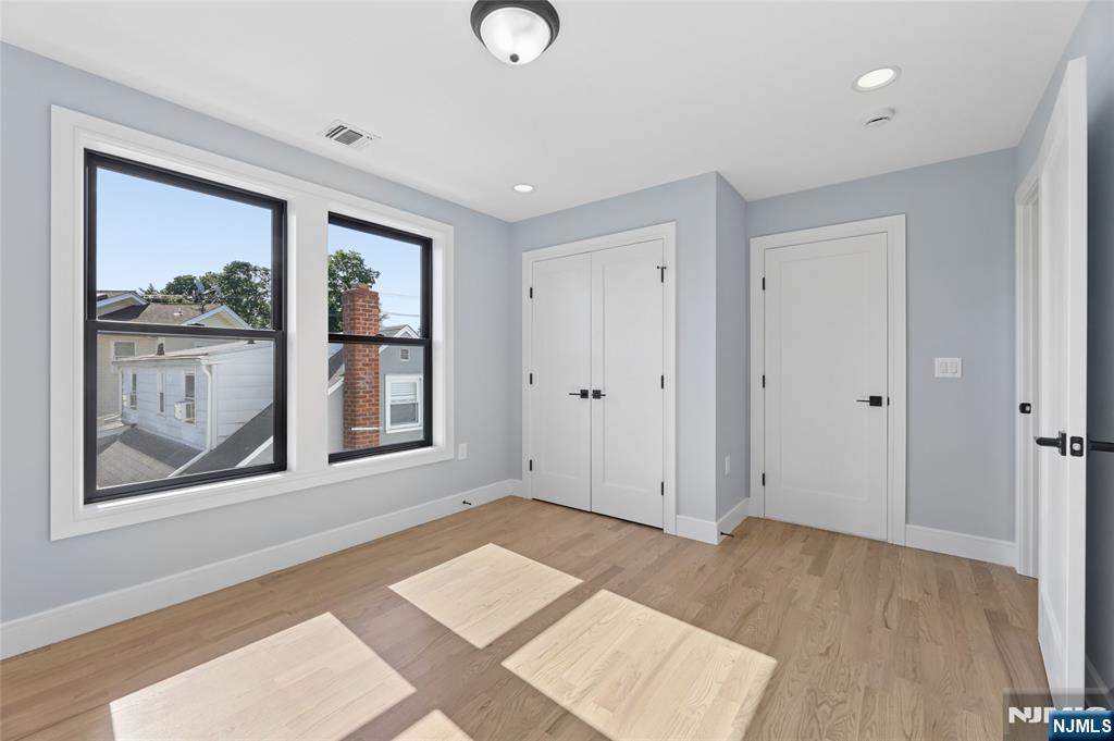 9 Cole Street Bergenfield, NJ 07621 - Photo 29 of 47