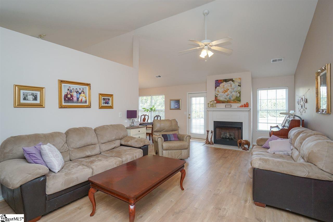 7 Corey Way Travelers Rest, SC 29690 - Photo 6 of 23 Gallery Image 6