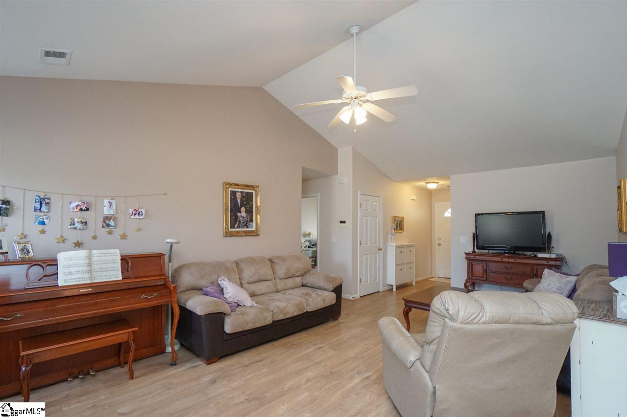 7 Corey Way Travelers Rest, SC 29690 - Photo 8 of 23 Gallery Image 8