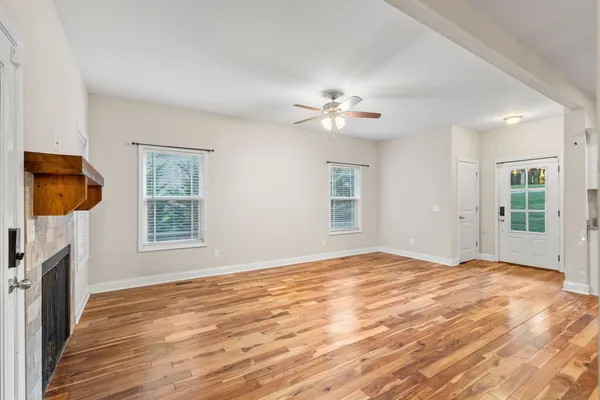 $479,000 | 3047 Gracie Ann Drive, Greenbrier, TN 37073