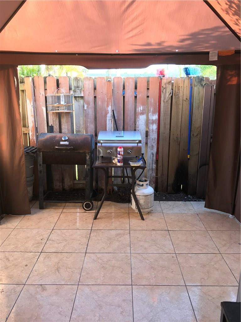 3859 Southwest 99th Avenue, Unit 4 Miami, FL 33165 - Photo 2 of 6 Photo 2