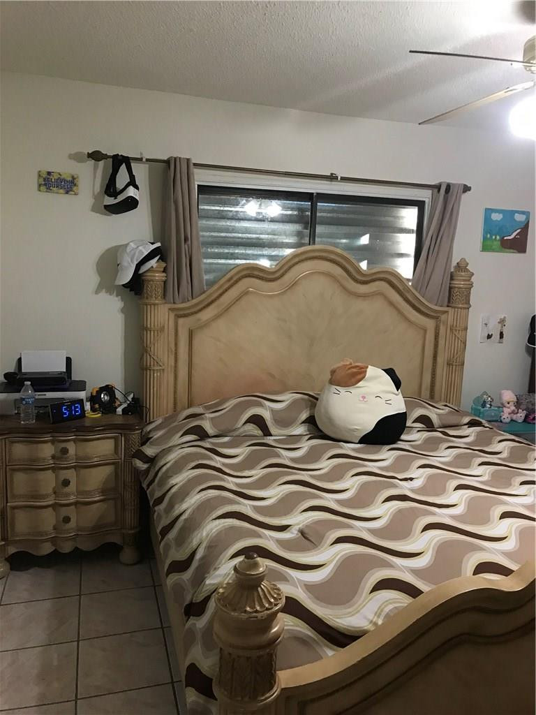 3859 Southwest 99th Avenue, Unit 4 Miami, FL 33165 - Photo 4 of 6 Photo 4