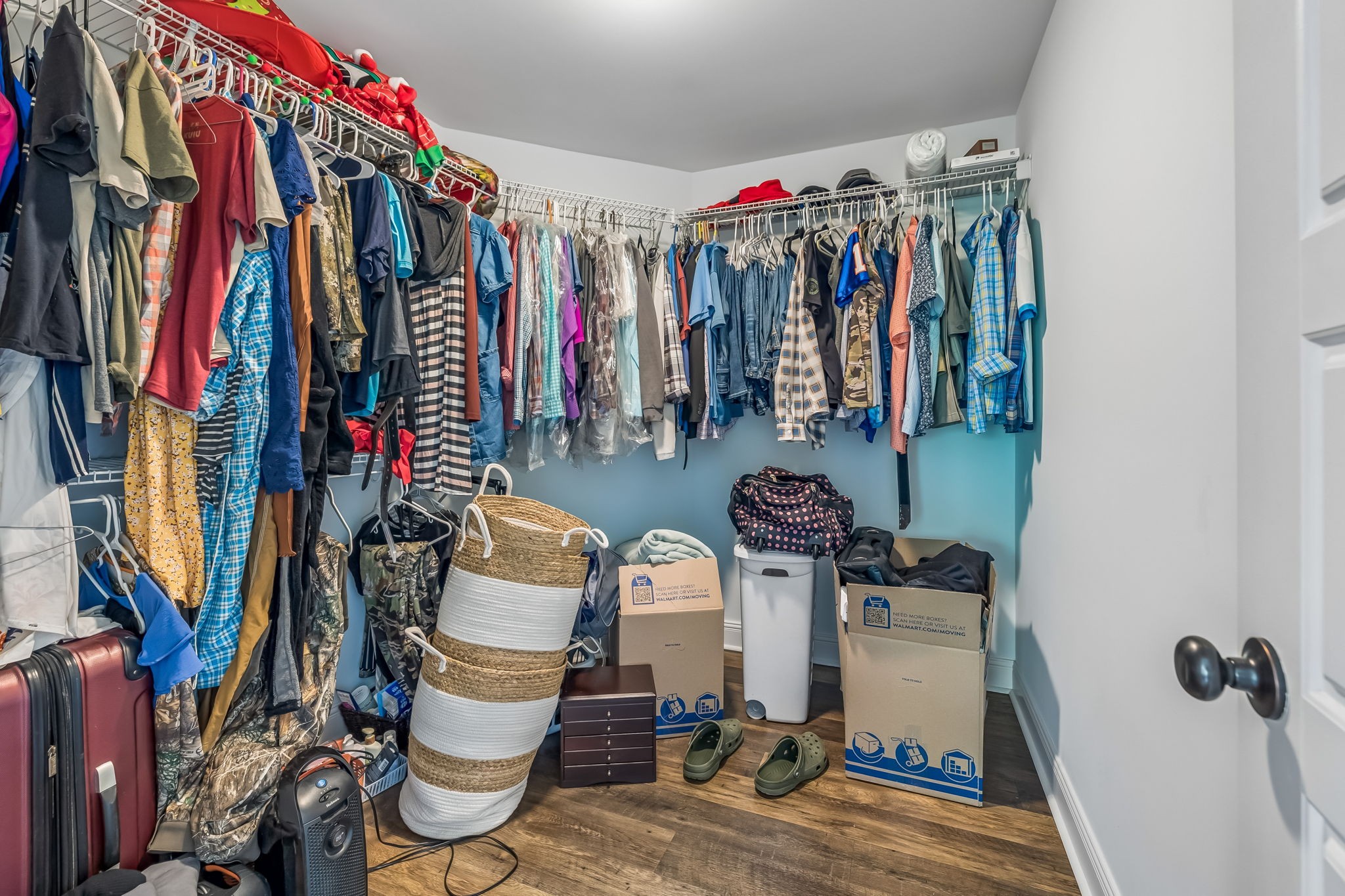 86 Ben Road Westmoreland, TN 37186 - Photo 35 of 64 a view of walk in closet with clothes
