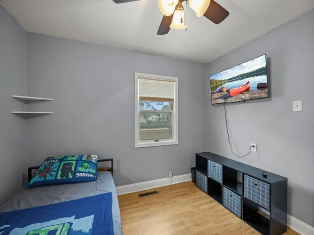 $218,900 | 406 5th Street Northwest, Montgomery, MN 56069