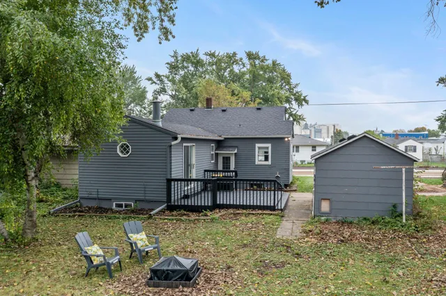 $218,900 | 406 5th Street Northwest, Montgomery, MN 56069