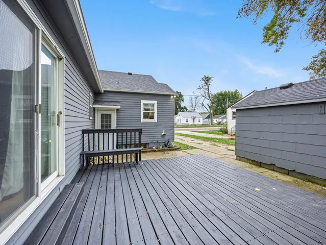 $218,900 | 406 5th Street Northwest, Montgomery, MN 56069