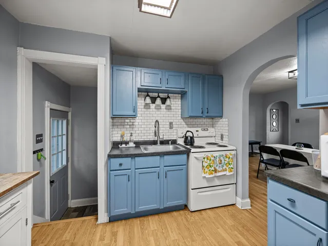 $218,900 | 406 5th Street Northwest, Montgomery, MN 56069