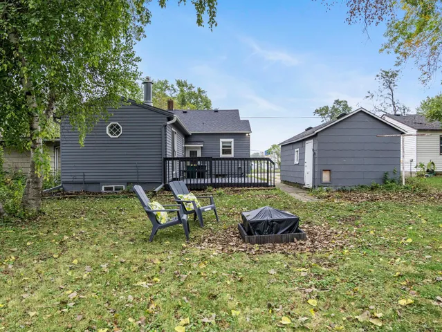 $218,900 | 406 5th Street Northwest, Montgomery, MN 56069