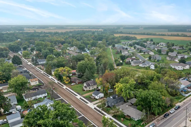 $218,900 | 406 5th Street Northwest, Montgomery, MN 56069