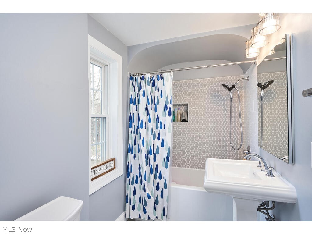 605 Merriman Road Akron, OH 44303 - Photo 13 of 18 Gallery Image 13