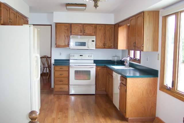 90 Miller Road Colonie, NY 12110 - Photo 3 of 8 Photo 3