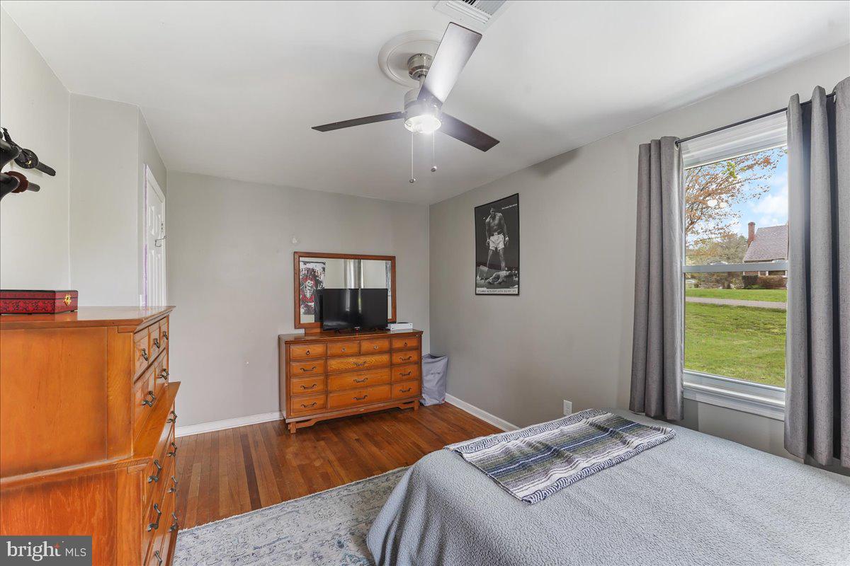 132 Lake Road Phoenixville, PA 19460 - Photo 15 of 33 Gallery Image 15