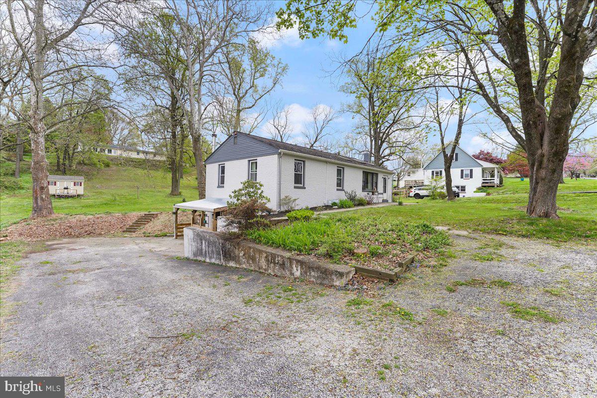 132 Lake Road Phoenixville, PA 19460 - Photo 26 of 33 Gallery Image 26