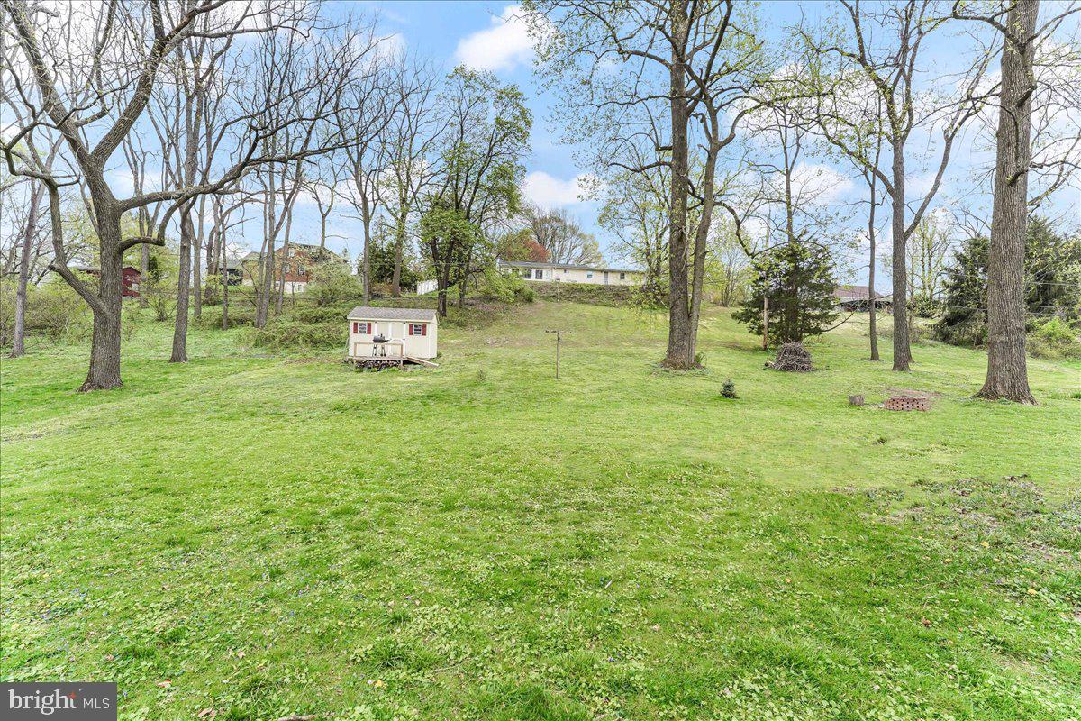 132 Lake Road Phoenixville, PA 19460 - Photo 27 of 33 Gallery Image 27