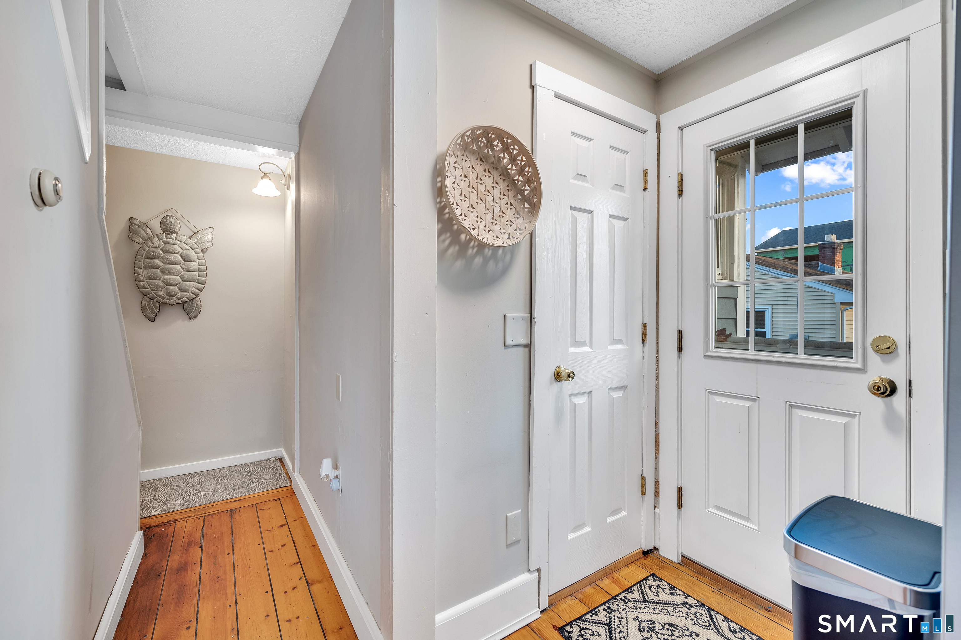 109 Salt Island Road Westbrook, CT 06498 - Photo 20 of 25 Rear Unit
