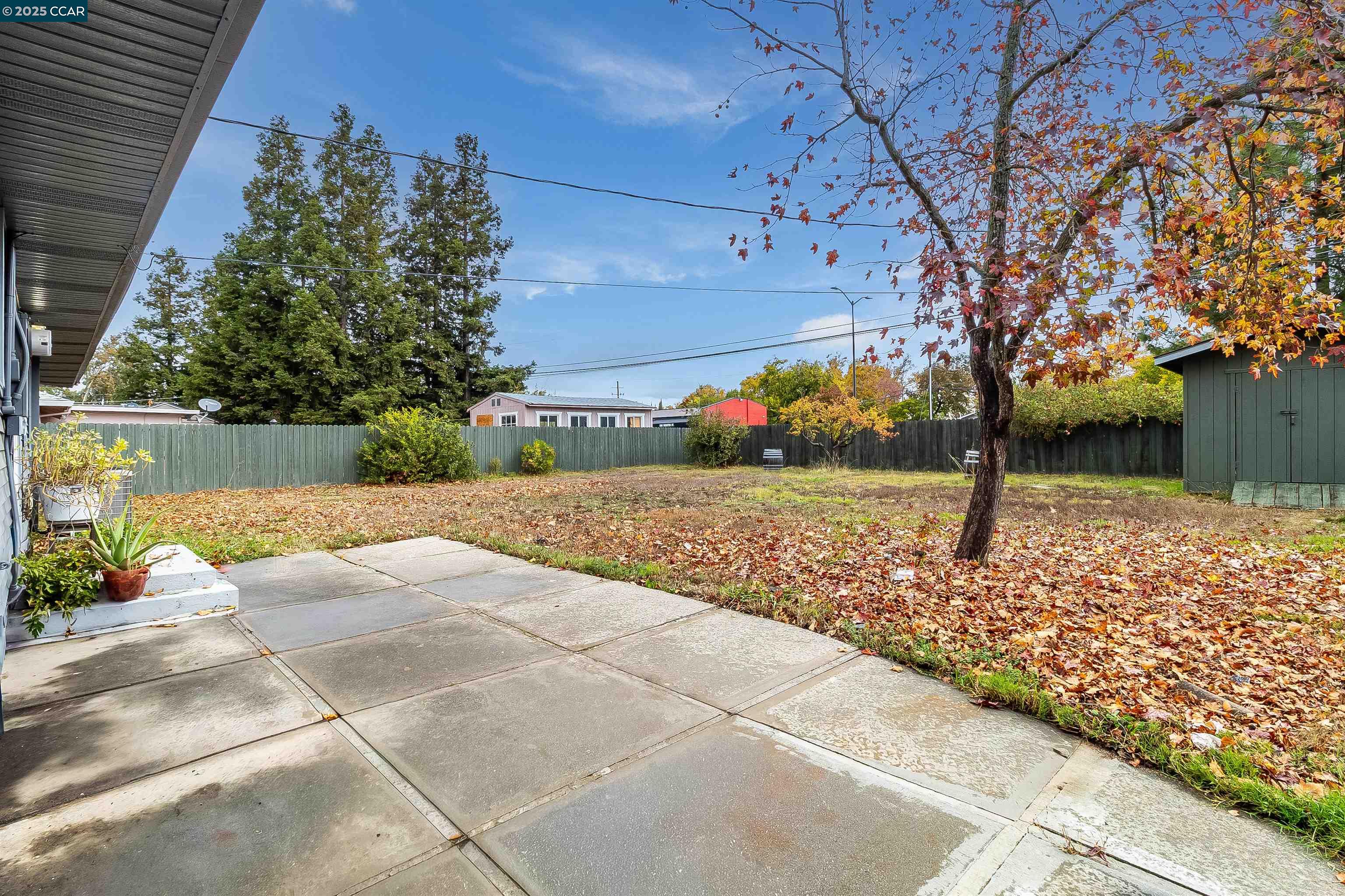 1216 Lincoln Street Fairfield, CA 94533 - Photo 26 of 28 a view of a backyard of the house