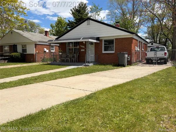 $104,900 | 3953 19th Street, Ecorse, MI 48229
