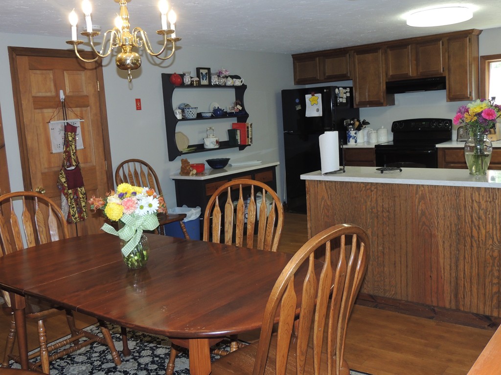 92 McBride Road Wales, MA 01081 - Photo 6 of 25