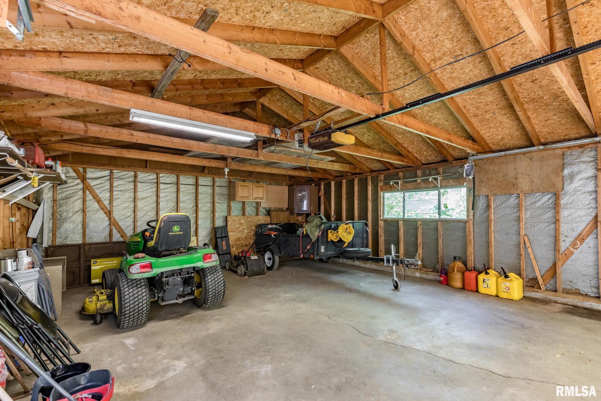 1919 Coyne Center Road Milan, IL 61264 - Photo 5 of 39 Gallery Image 5