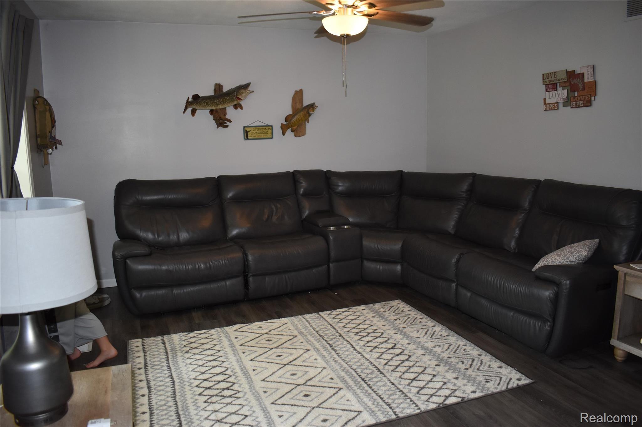 5388 Stow Road Fowlerville, MI 48836 - Photo 9 of 12 Living Room 1.JPG