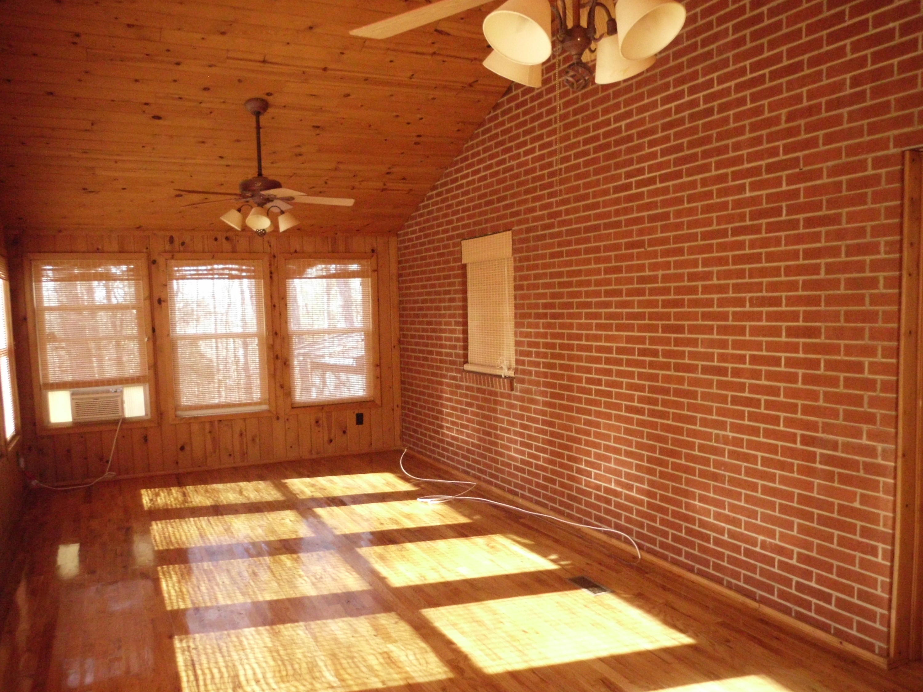 6819 Ferndale Road Knoxville, TN 37918 - Photo 12 of 18 Sunroom/Bonus