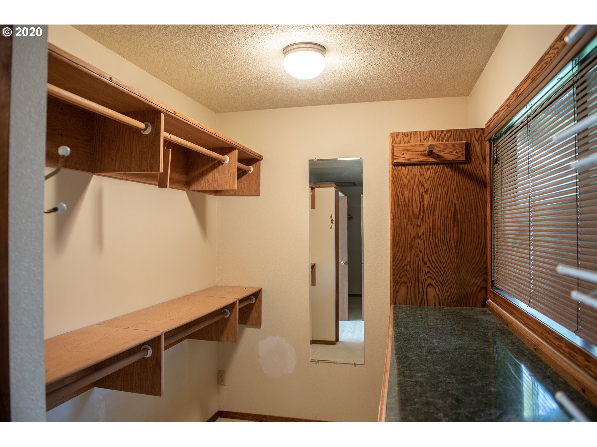 59919 Battle Mountain Road St. Helens, OR 97051 - Photo 16 of 32 Bedroom, Primary