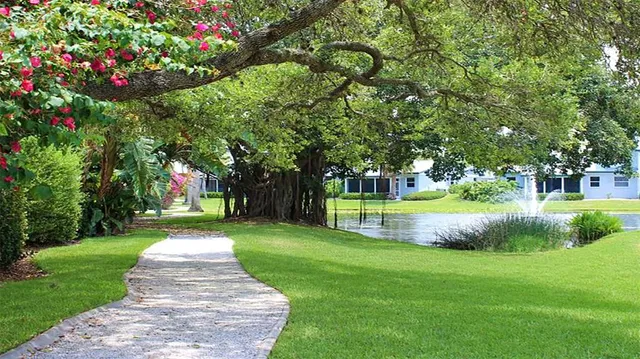 $6,900 | 1230 Siesta Bayside Drive, Unit 1230D, Sarasota, FL 34242