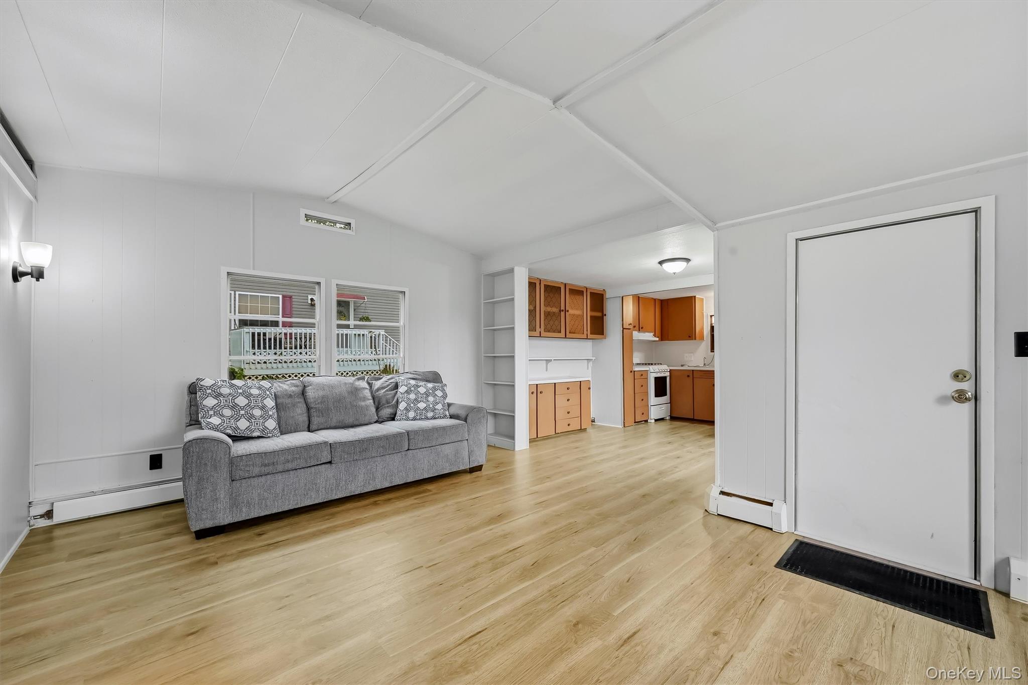 327 Currycross Road New Windsor, NY 12553 - Photo 6 of 26