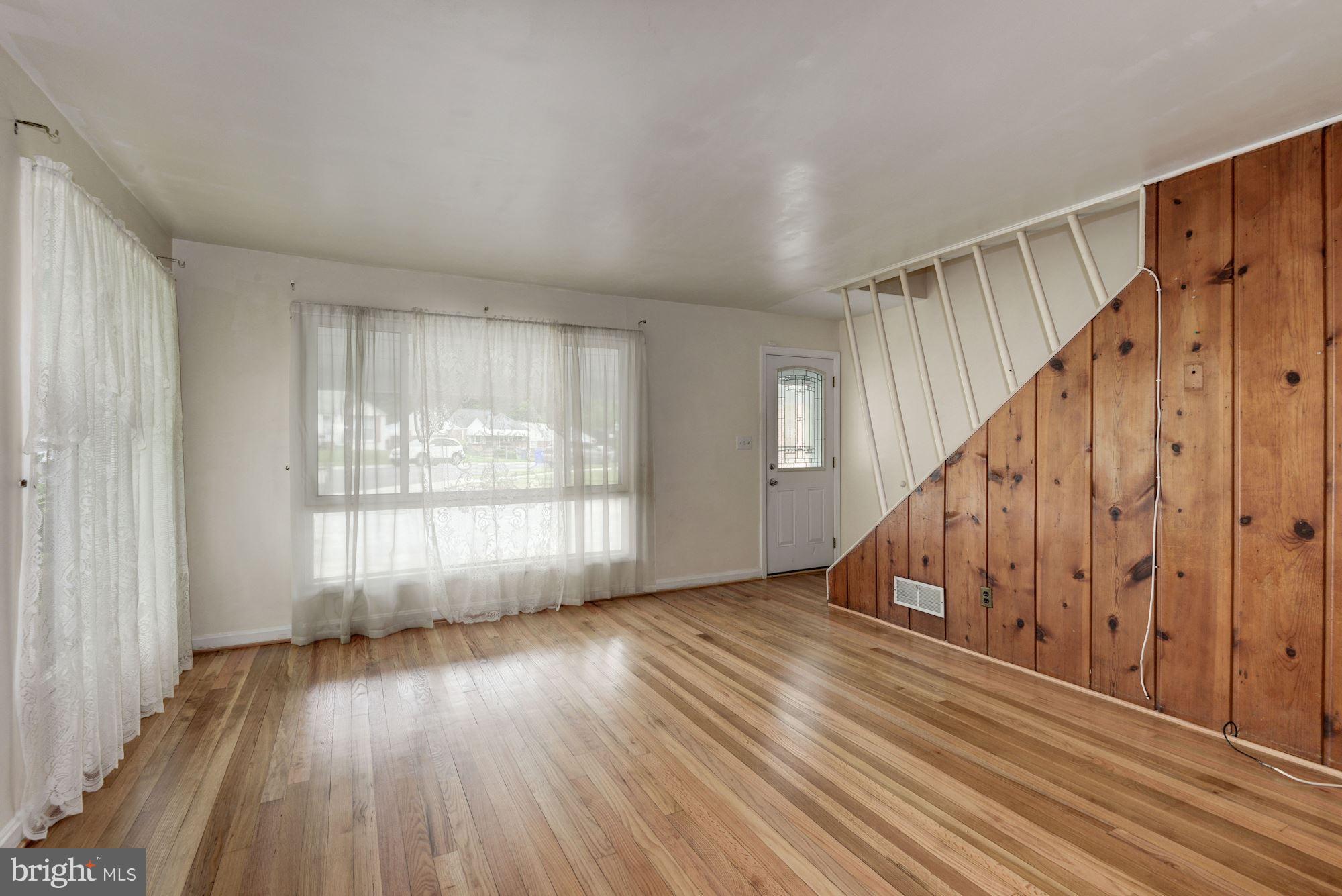 12842 Flack Street Silver Spring, MD 20906 - Photo 3 of 27 Interior (General)