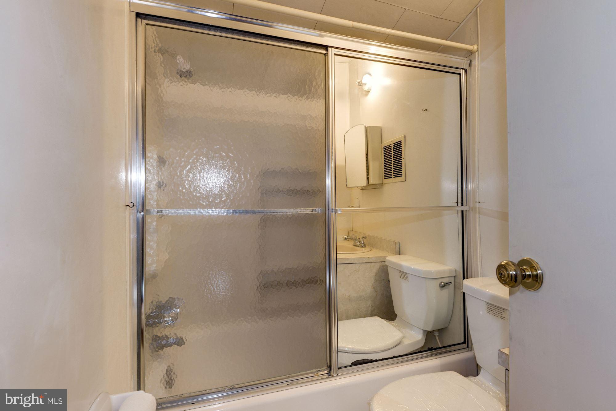 12842 Flack Street Silver Spring, MD 20906 - Photo 25 of 27 Bath