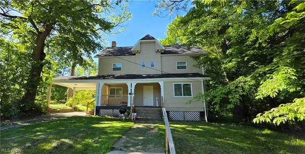 $285,000 | 34 Illinois Avenue, Youngstown, OH 44505