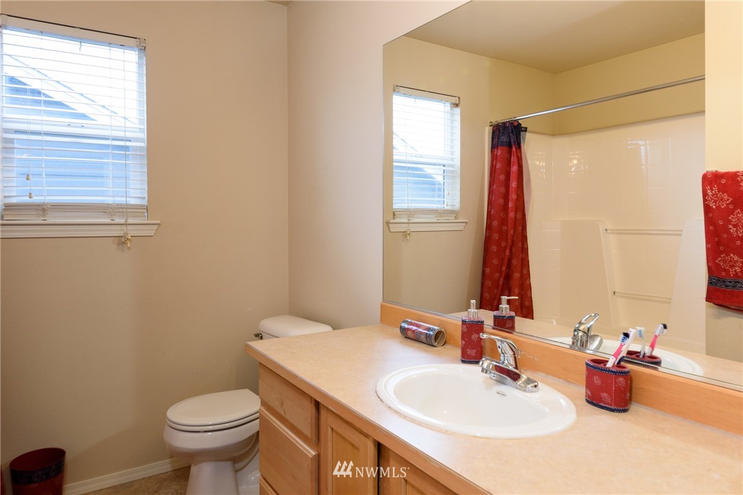127 203rd Street Southeast Bothell, WA 98012 - Photo 14 of 24