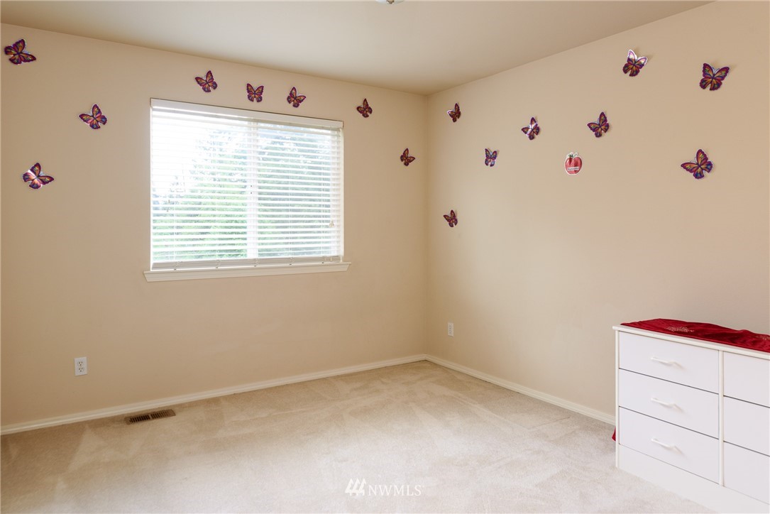 127 203rd Street Southeast Bothell, WA 98012 - Photo 15 of 24