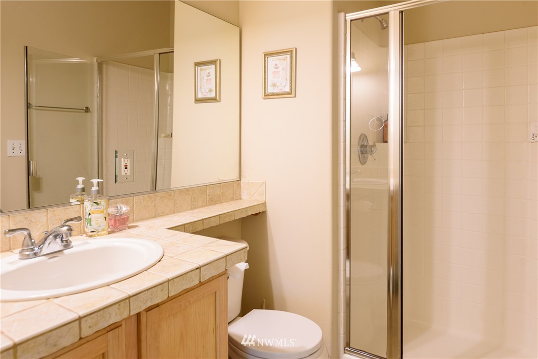127 203rd Street Southeast Bothell, WA 98012 - Photo 10 of 24