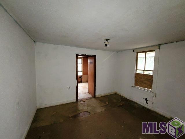 2441 70th Avenue Baton Rouge, LA 70807 - Photo 5 of 9 Gallery Image 5