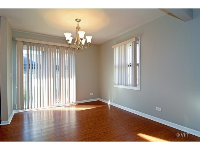 S055 Calvin Court Wheaton, IL 60187 - Photo 4 of 10