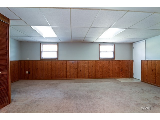 S055 Calvin Court Wheaton, IL 60187 - Photo 5 of 10