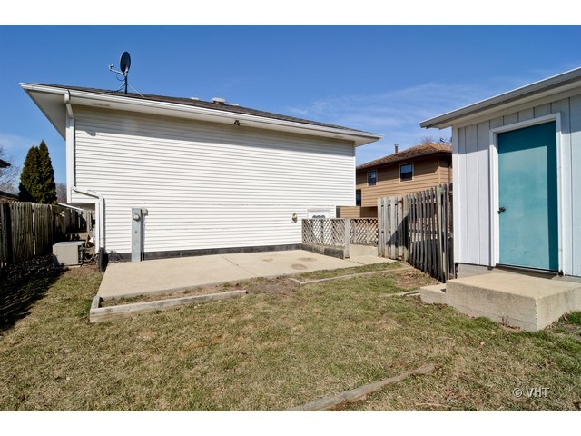 S055 Calvin Court Wheaton, IL 60187 - Photo 10 of 10
