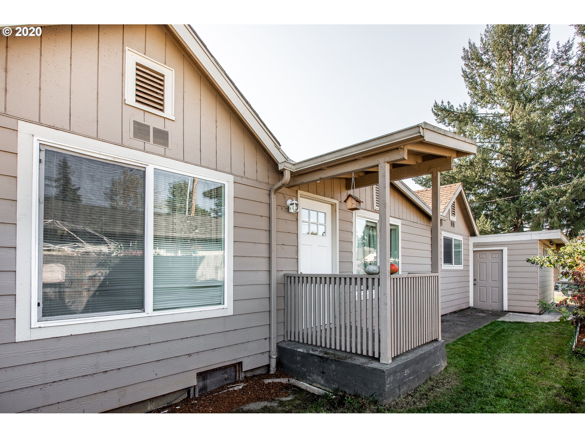 489 North 49th Street Springfield, OR 97478 - Photo 2 of 31
