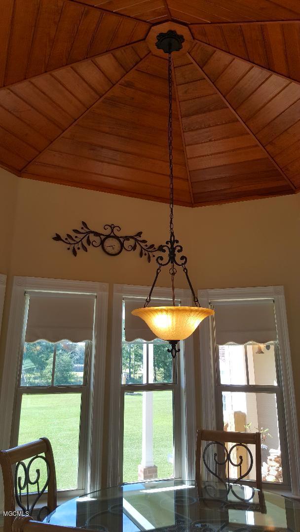 19275 Rucks Krans Road Moss Point, MS 39562 - Photo 11 of 46 breakfast area