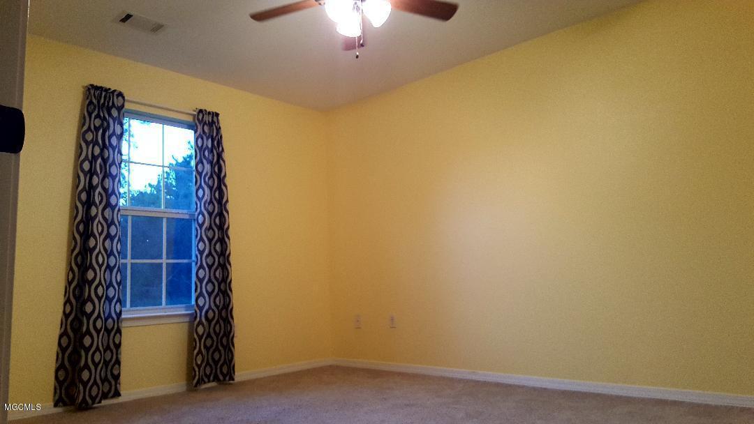 19275 Rucks Krans Road Moss Point, MS 39562 - Photo 44 of 46 guest house room