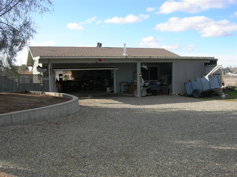 17384 Paula Road Madera, CA 93636 - Photo 15 of 26 Gallery Image 15