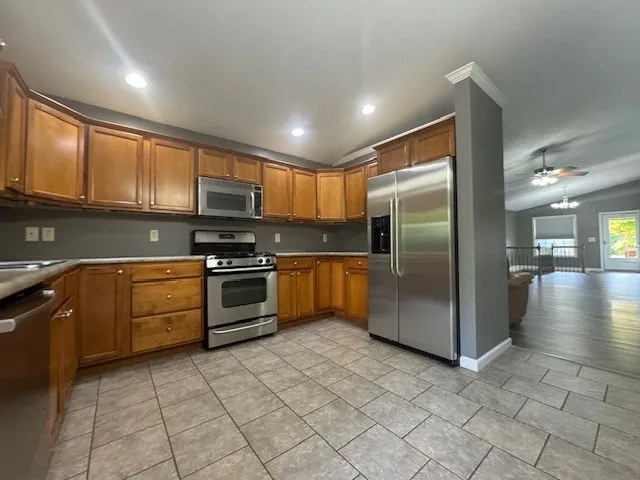 $309,900 | 2404 Treeline Drive, Bloomington, IL 61704