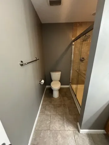 $309,900 | 2404 Treeline Drive, Bloomington, IL 61704