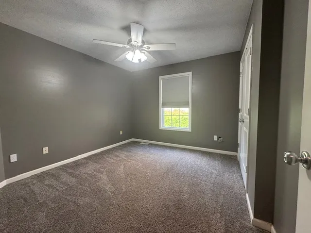 $309,900 | 2404 Treeline Drive, Bloomington, IL 61704