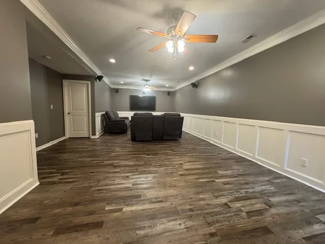 $309,900 | 2404 Treeline Drive, Bloomington, IL 61704