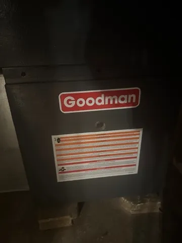 $309,900 | 2404 Treeline Drive, Bloomington, IL 61704