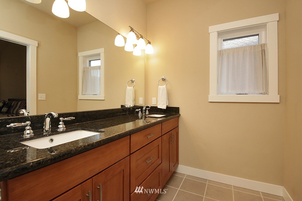 1864 Watkins Road Freeland, WA 98249 - Photo 17 of 25