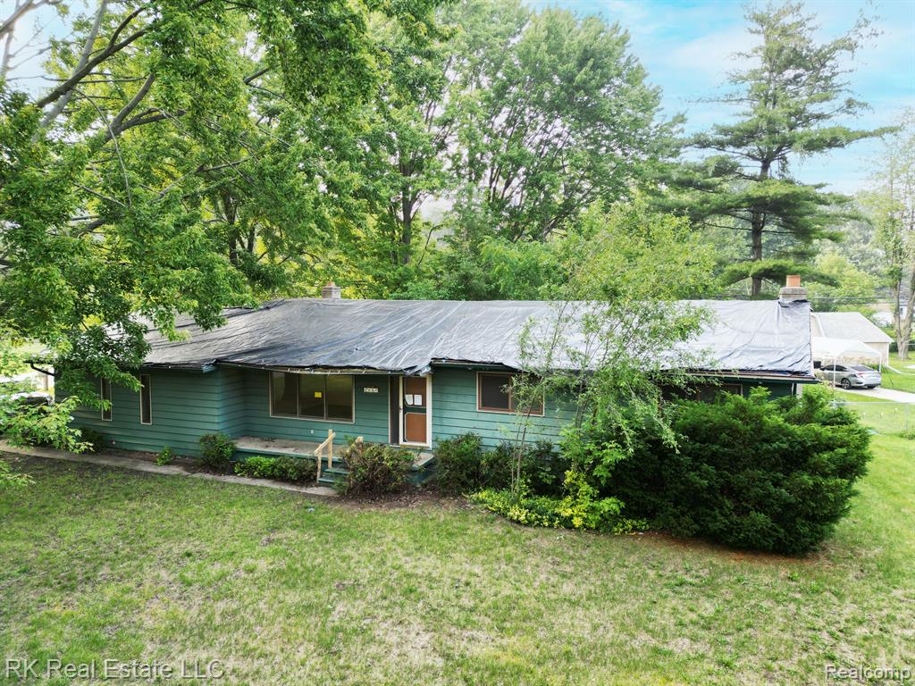 2821 West Utica Road Utica, MI 48317 - Photo 29 of 43